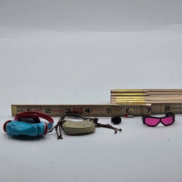 Bratz Babyz & 2001 Funk Out Sasha Purse Set With Accessories - Picture 7 of 7